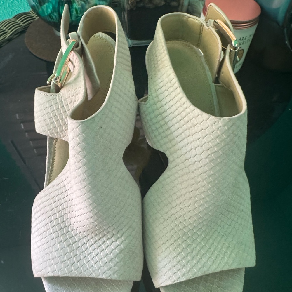 Michael Kors Cream Sandals with Ankle Strap